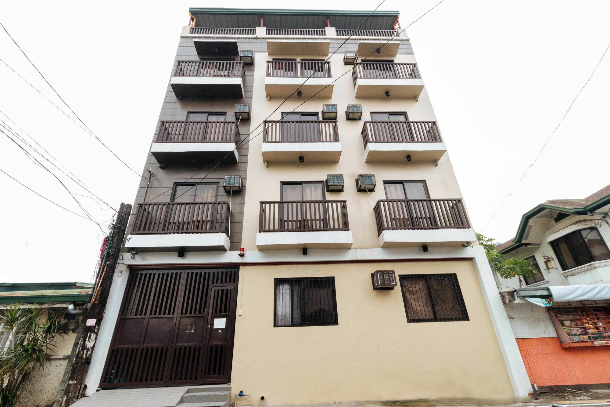 Reddoorz Near Naia Terminal 1 Hotel 2*